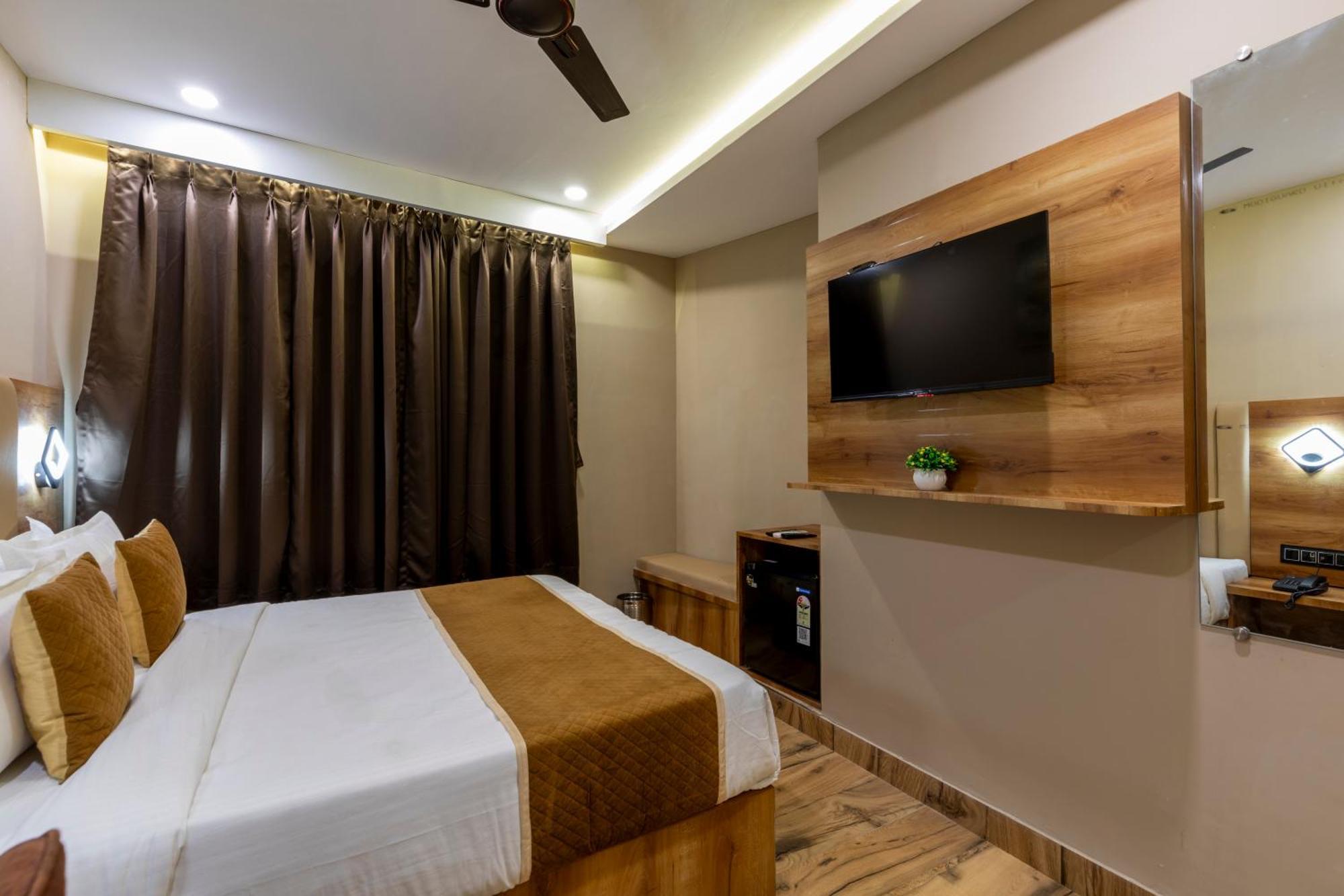 Hotel Zara International Mumbai Exterior photo